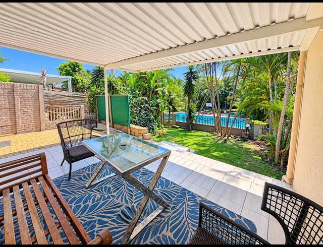 3 BEDROOM TOWNHOUSE FOR SALE IN UMHLANGA CENTRAL